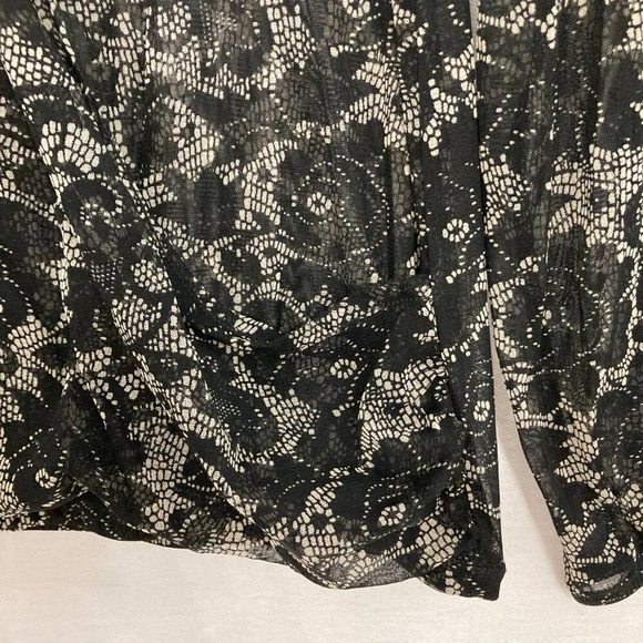 INC International Concepts Black Cream Floral Wrap Surplice Sheer Blouse XL - Picture 4 of 9